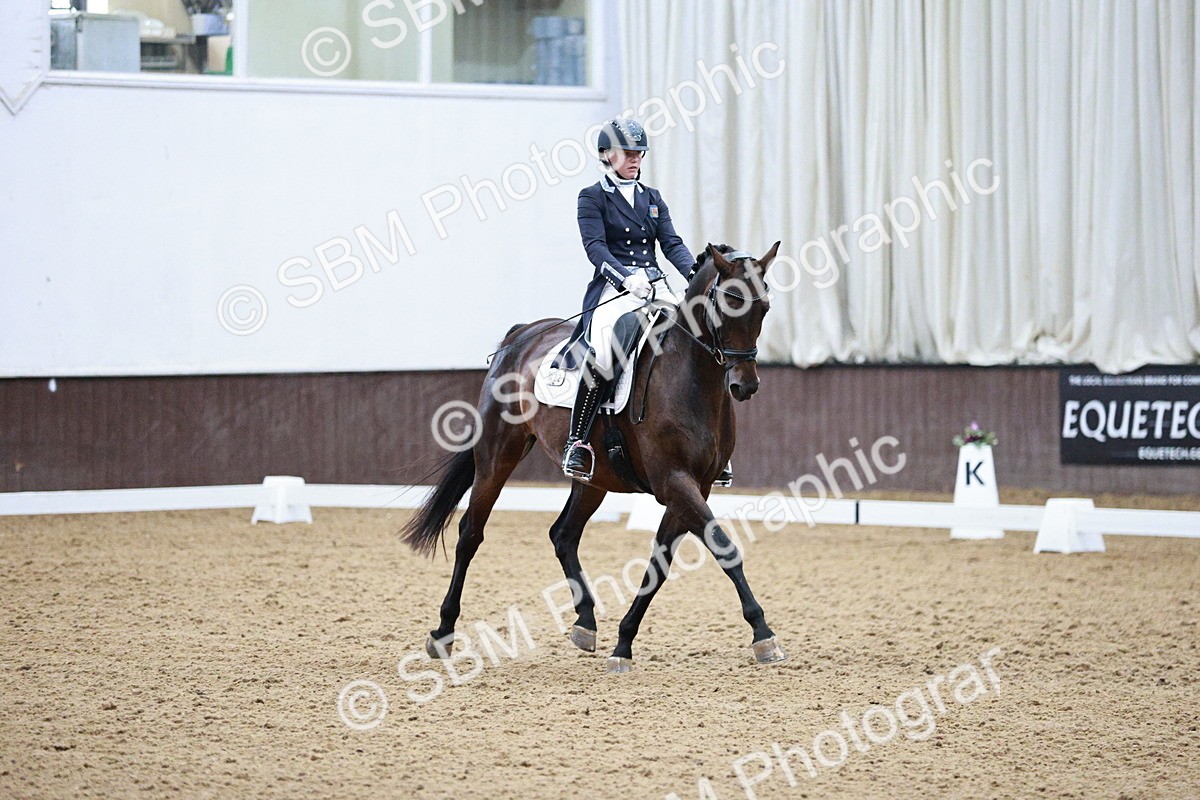 SBM_020576 - Class 13 - FEI INT I - 15.30-16.00