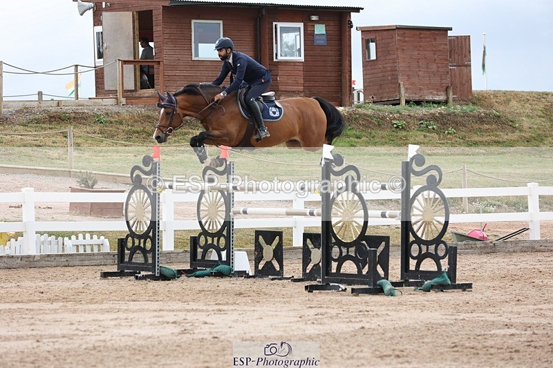 250717-134224-05528 - Cls 1, 3 Star Small Tour Start to Break