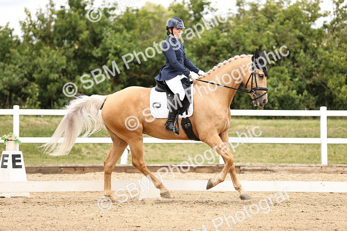 SBM_003002 - Class 2 - Novice 4 - 12.00-13.10