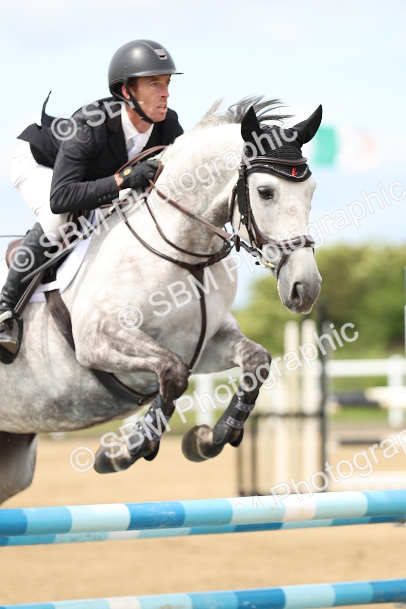 SBM_000999 - Class 4 - Senior Newcomers - 1.10m