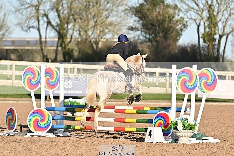 250401-175832-00503 - 80cm Classes