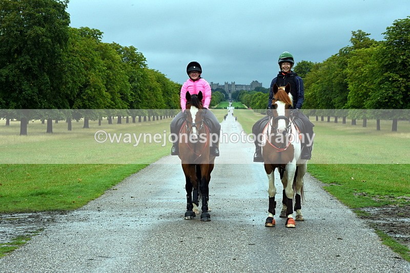 TT3_8718 - Time at Crossing 11:44 to 12:54