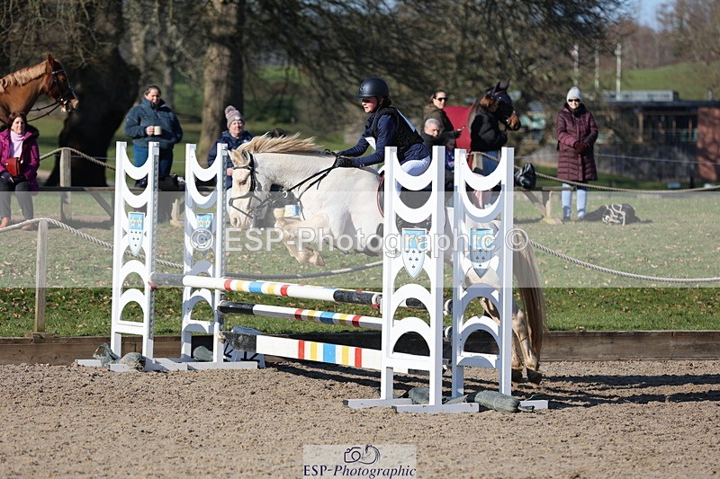 250209A-113937-00866 - 80cm 11.10 to End