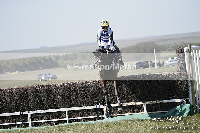 PtP 250421 101 - Larkhill Point-to-Point Racing 25/04/21