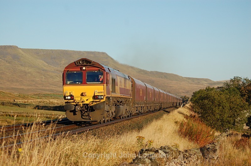 9.10.12 - 66005 6E77 Hunterston - West Burton, Shaw Paddock - (Pete) Shaw Paddock