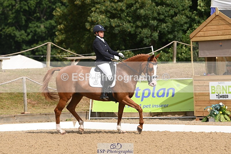 250720A-100101-09388 - 039-Caroline.Toman-D-Pandora.Ramall