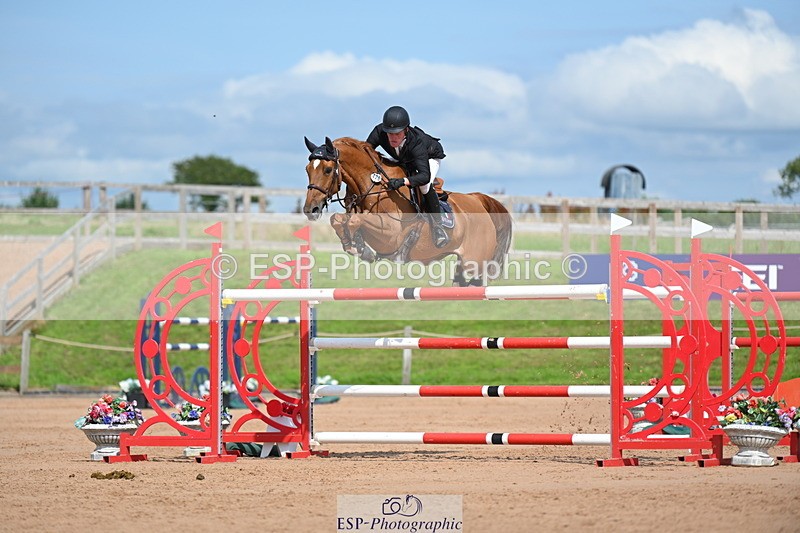 230721A-155756-07523 - Cls 10, 2 Star Big 1.45m Start to break