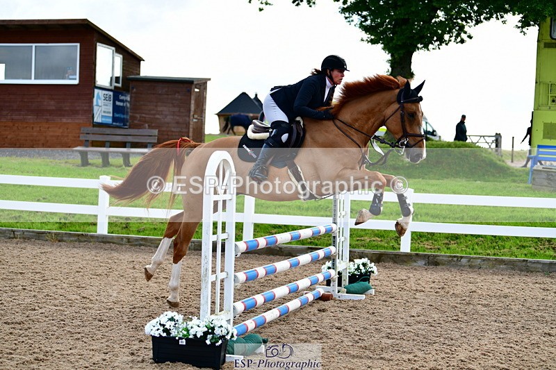 240526A-093104-07100 - Cls 32 British Novice and 90cm Open
