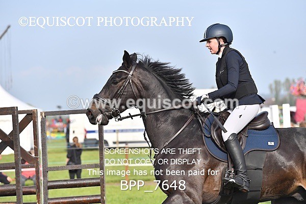 BPP_7648 - CLASS 6 Nisbets Fresh From The Farm & The Golf Inn 1.00m Amateur Championship
