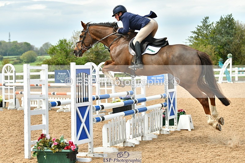 230504A-131742-01845 - Cls 4 95cm Amateur Quali