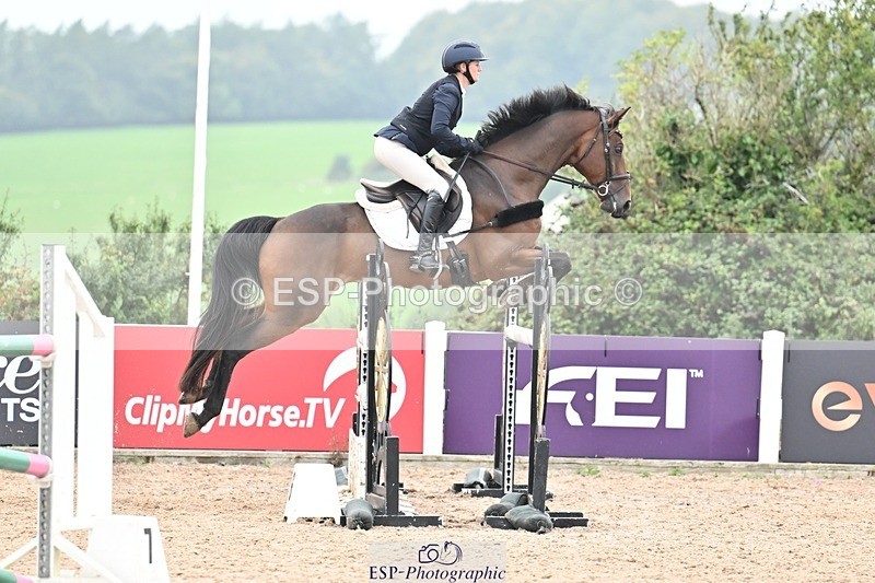 250917-134924-00723 - Cls 5 Foxhunter and 1.20m Open