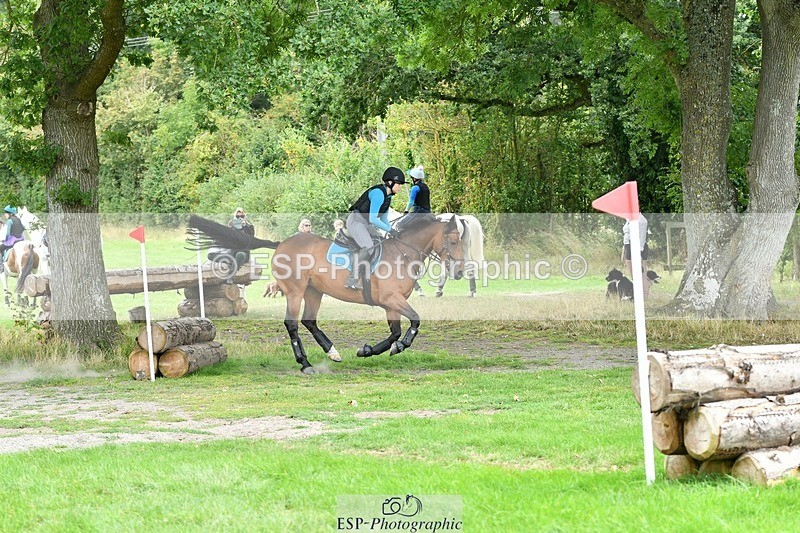 230817-143327-01320 - Theo's 2nd Group - XC