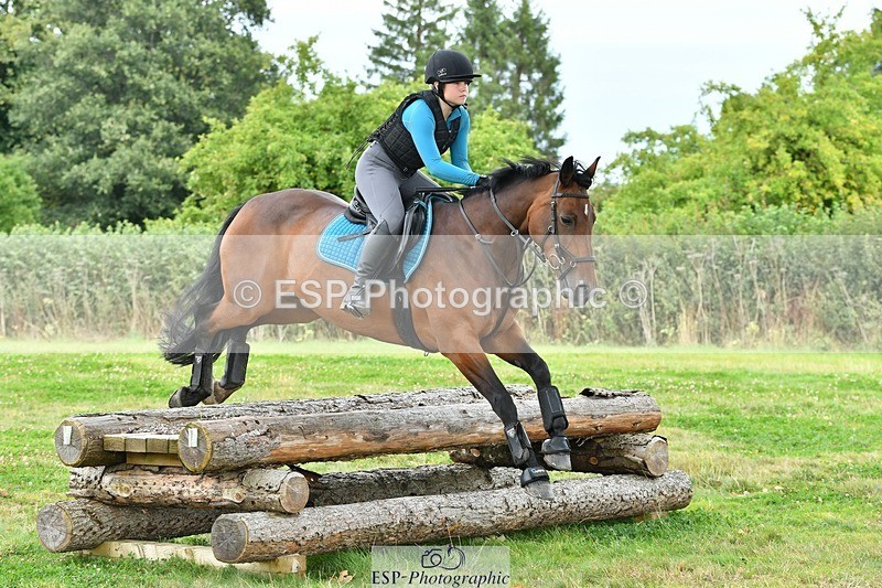 230817-153719-01552 - Theo's 2nd Group - XC