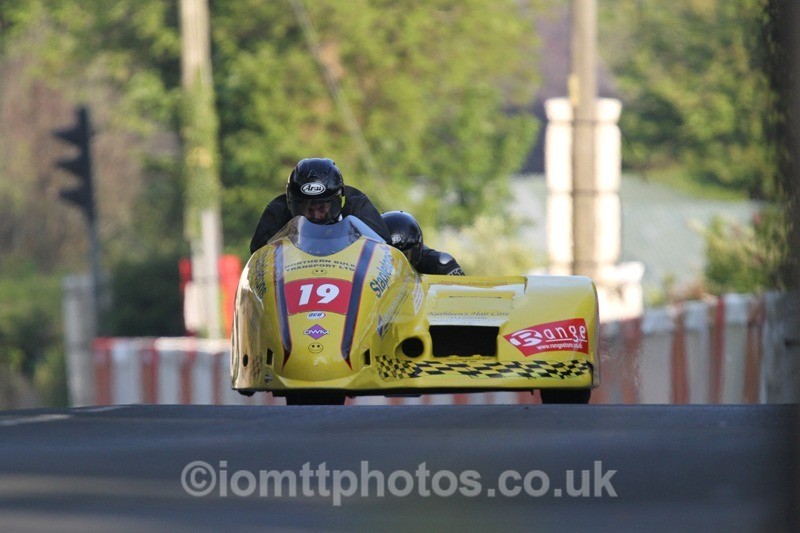 IMG_5495 - Thursday Practice - TT 2013 Side Car