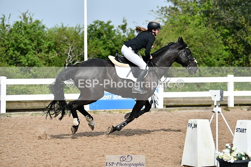 240511A-102051-11504 - Cls 28 95cm National Am Quali