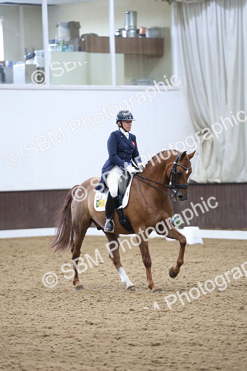 SBM_004733 - Class 9 - FEI Inter 1 Gold - 16.59-17.47