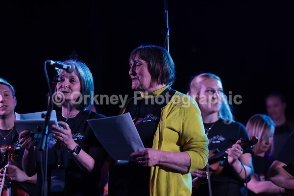  - Hadhirgaan: 30 Years Young