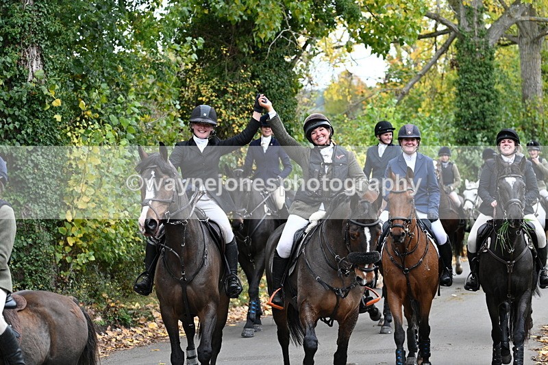 WJ7_7229 - Walk Home..