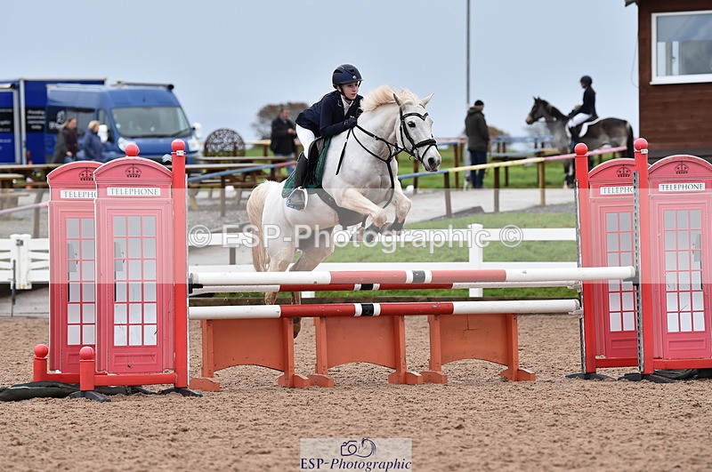 231203A-104942-00592 - Cls 3 Discovery & 90cm Open