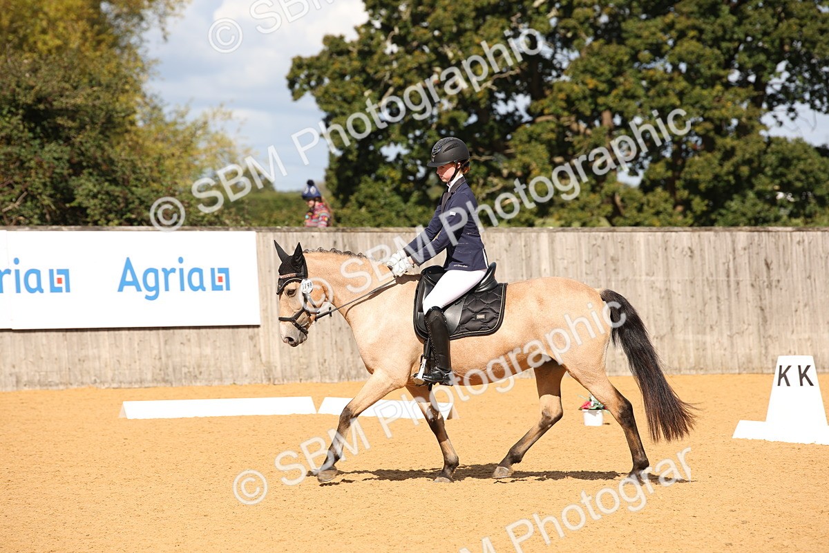 SBM_04241 - D2 Small Tour Championship Intro C
