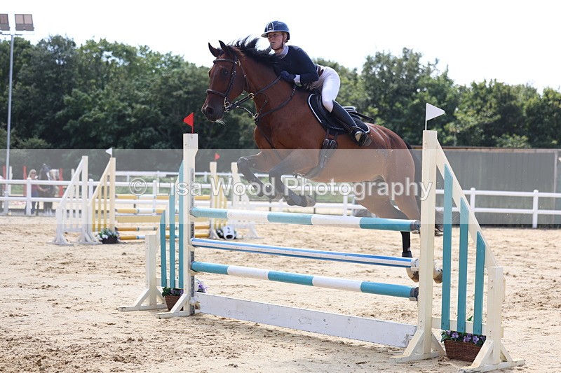 3E7A1749 - Class 8: Senior Newcomers/1.10m open