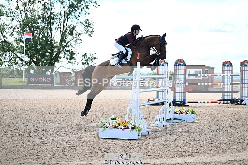 250720-141033-20251 - Cls 8, 3 star Big Tour Break til End