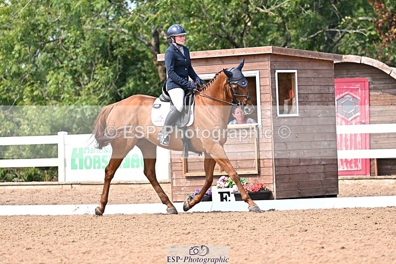 250816-141648-05314 - 142-Emma-Jane.BrownLord.in.Red