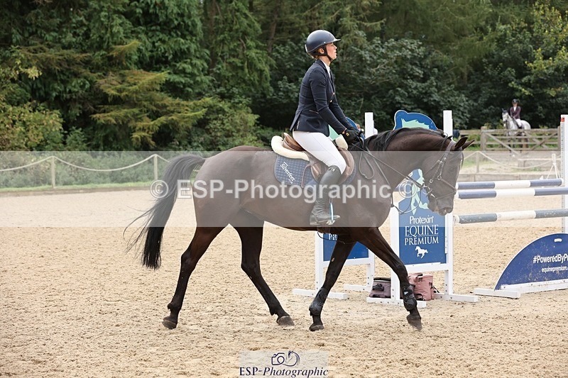 240817-141115-01752 - 05A Snr Newc