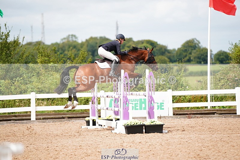 240804A-122742-10831 - Cls 51 1.05m Amateur Qualifier