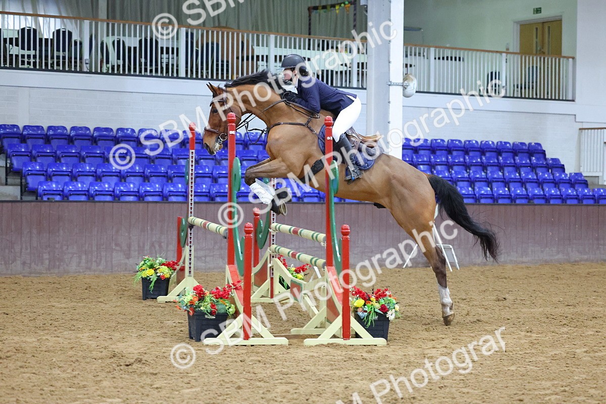 1I0A4776 - Class 9 - Senior Newcomers/ 1.10m Open
