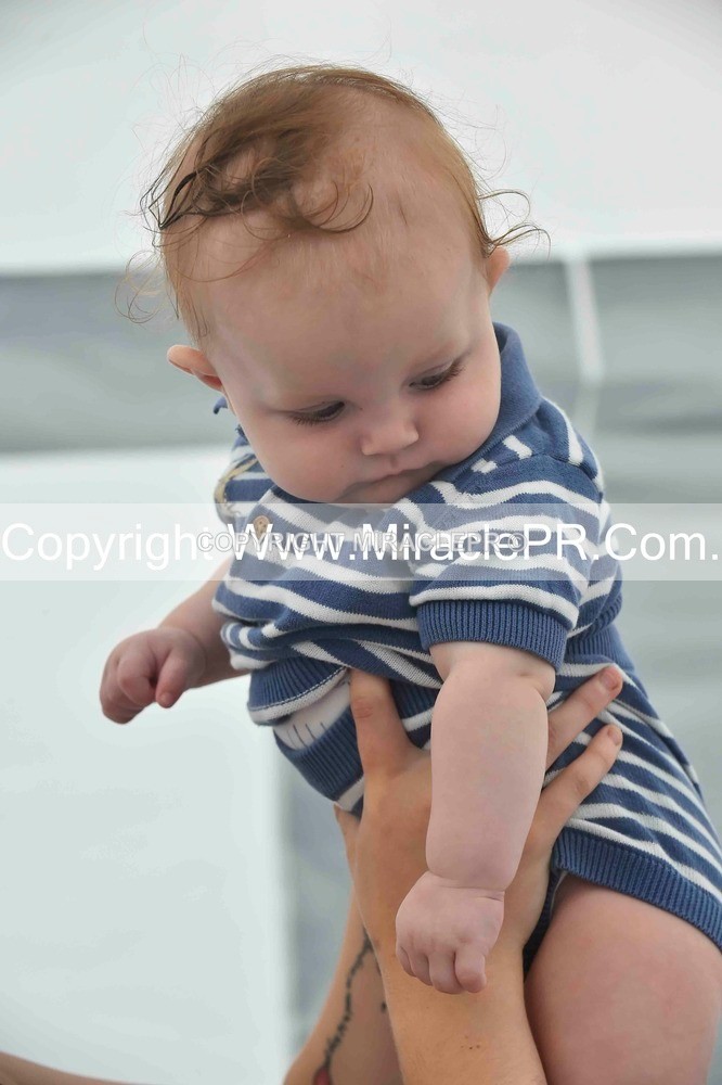 SH4_2202 - Bonny baby competition.