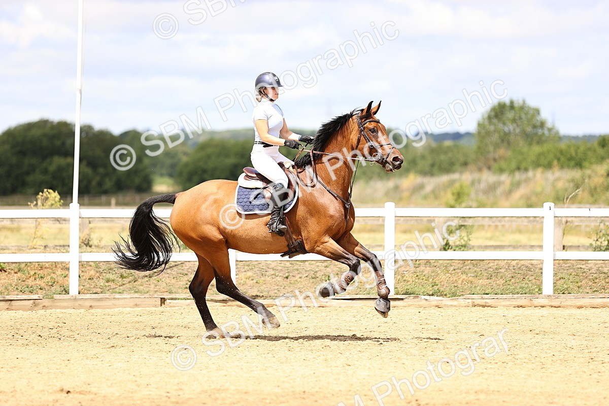 SBM_013508 - Class 14 - Senior Discovery - 1.00m Open