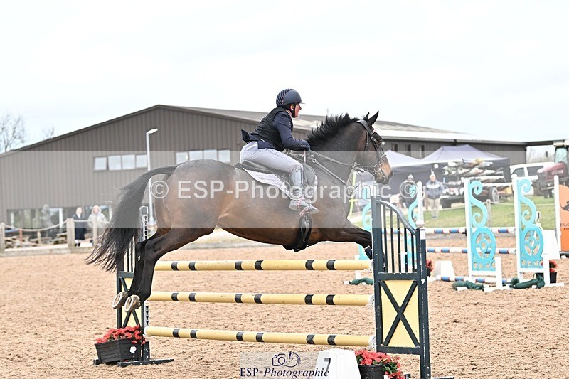 250414-120213-00777 - 1.10m Round 1