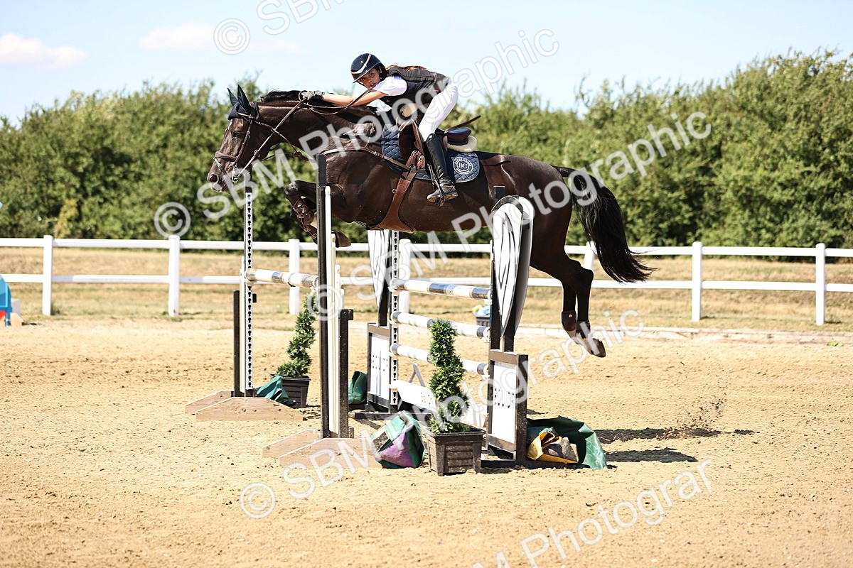 SBM_015212 - Class 16 - Senior foxhunter - 1.20m Open