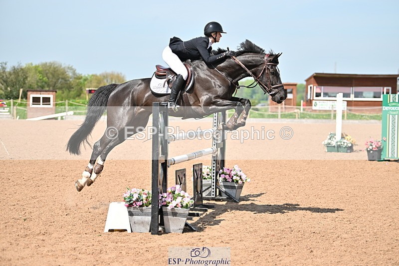 240510A-110617-05194 - Cls 21 Snr 1.20m Open