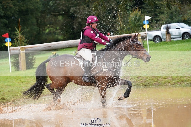 231021-130224-17227 - 415-RVS.BERLIN-Rebecca.Bush-SC+XC