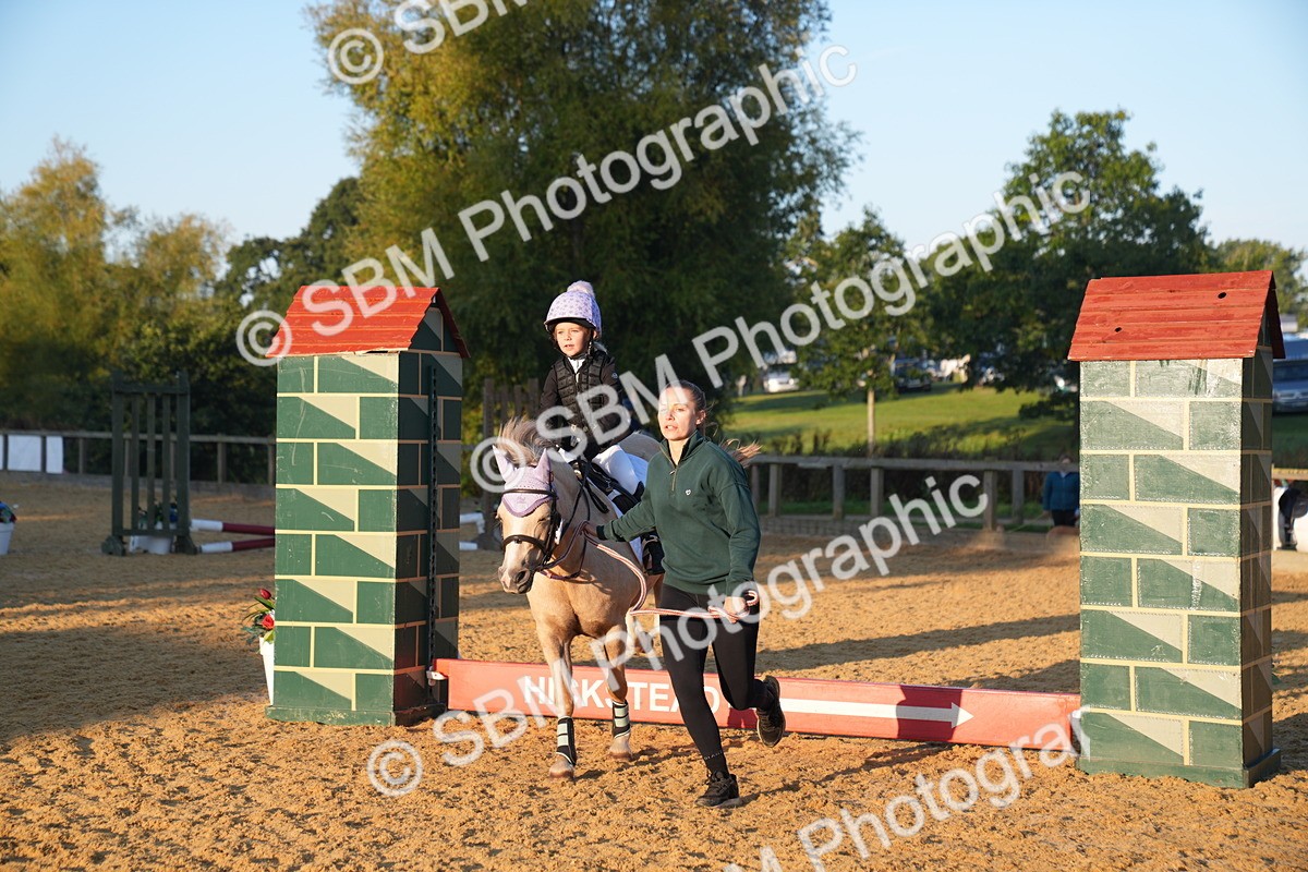 SBM_58835 - J63 - Minis Clear Round 30cm 40cm