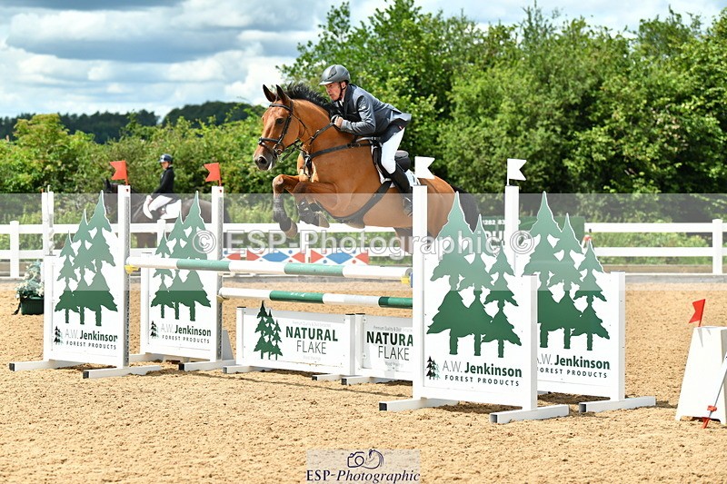 230721A-131424-06500 - Cls 14, 1 Star Bronze 1.10m