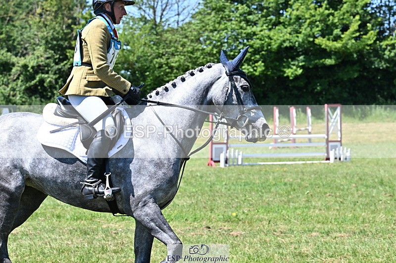 250522B-121800-01983 - 158-CRUISING.CARRA-Leigh.Smallacombe