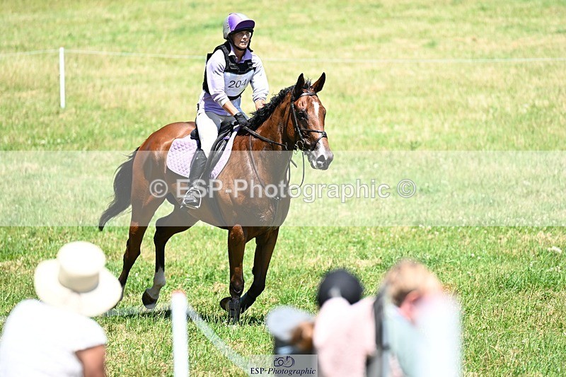 240629X-141630-4097 - 204-Becca_Robinson-VINNIE_SPARKLES