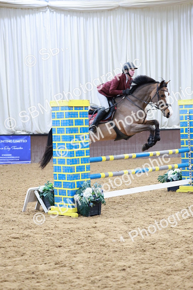 SBM_003015 - Class 9 - Equissage Pulse Senior BritiNovice/ 90cm Open