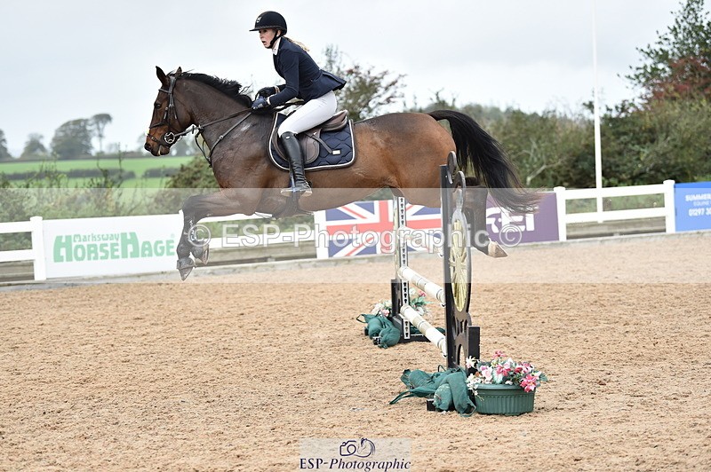 231013A-130026-01677 - Cls 3 1.05m Amateur Quali