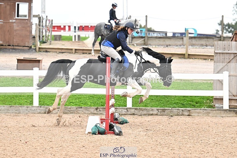 250920-095920-00071 - Cls 20+21 Club and Schools 60cm