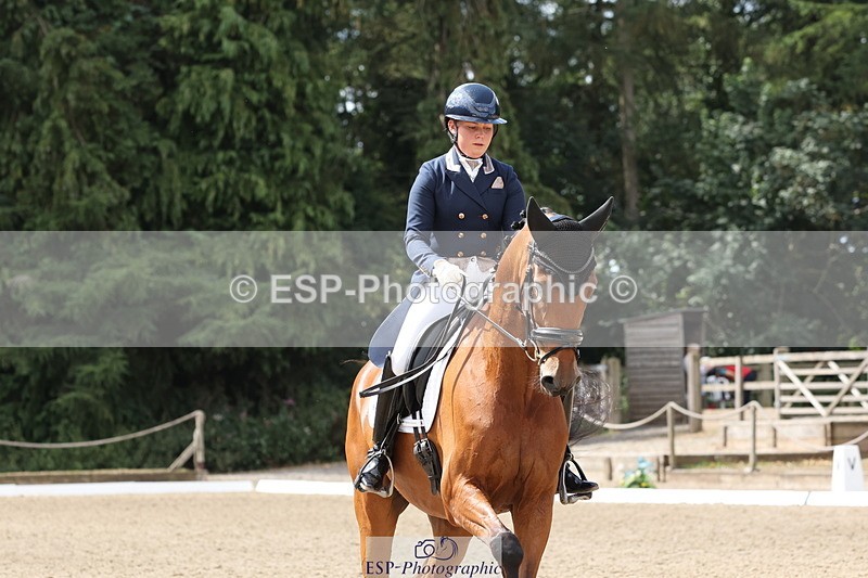 250809A-114025-02820 - 071-Abbie.NewburySeagry.Viceroy