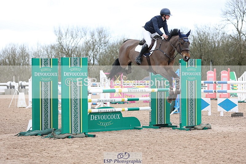 240223A-140656-01817 - Cls 5 Newcomers and 1.10m Open