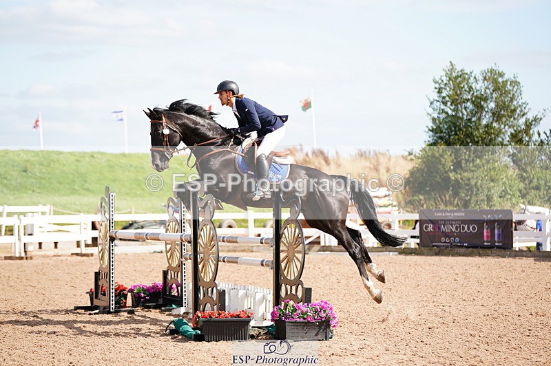 240803A-164018-09323 - Cls 40 Snr 1.15m Open