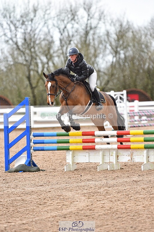 240327A-102938-00102 - Cls 1 British Novice and 90cm Open