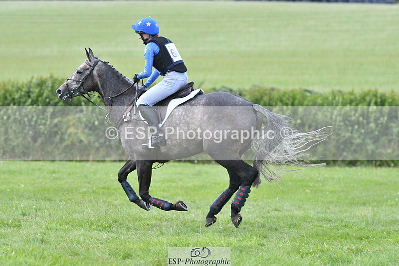 240804-162439-17386 - 669-Maisy_Miller-HEADDON_SWAN_SONG