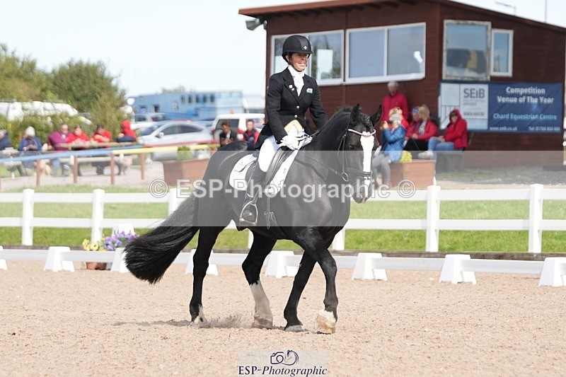 250906-140216-03847 - 021-Francesca.TurnerAlbie