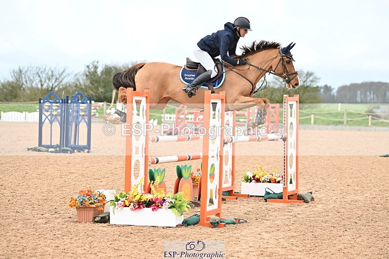 240315A-123911-00989 - Cls 3 Snr Foxhunter